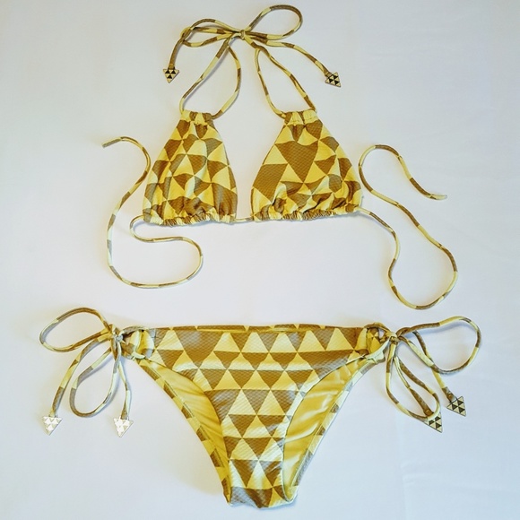 Perfect Condition Yellow Print String Bikini! ๐ - Picture 1 of 7